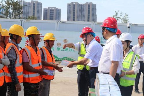 工地夏季高温新闻爆料,工地高温下的坚守与挑战  第2张